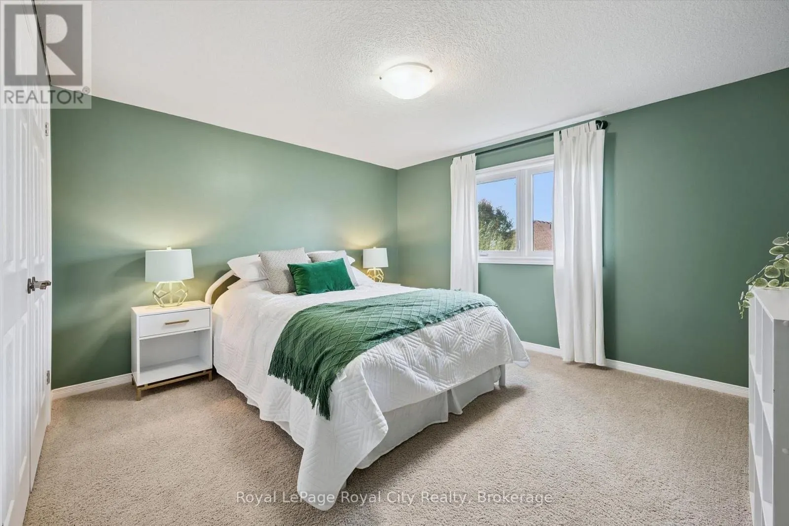 138 FLANDERS ROAD