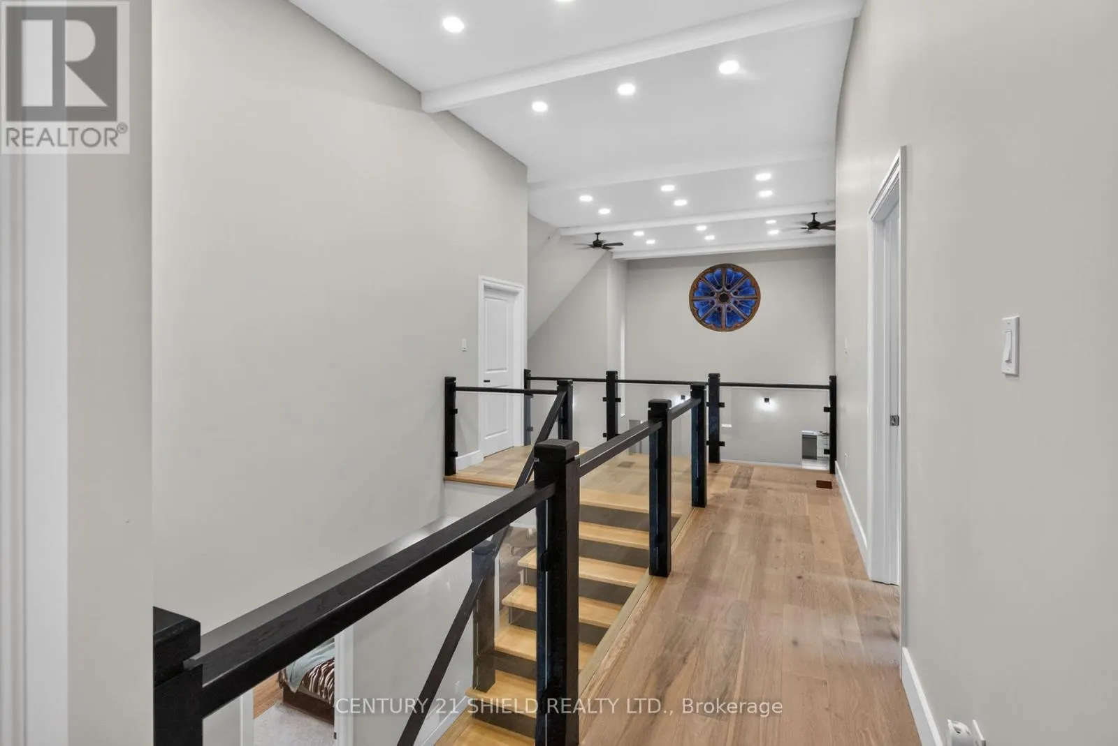 12 MAPLE STREET