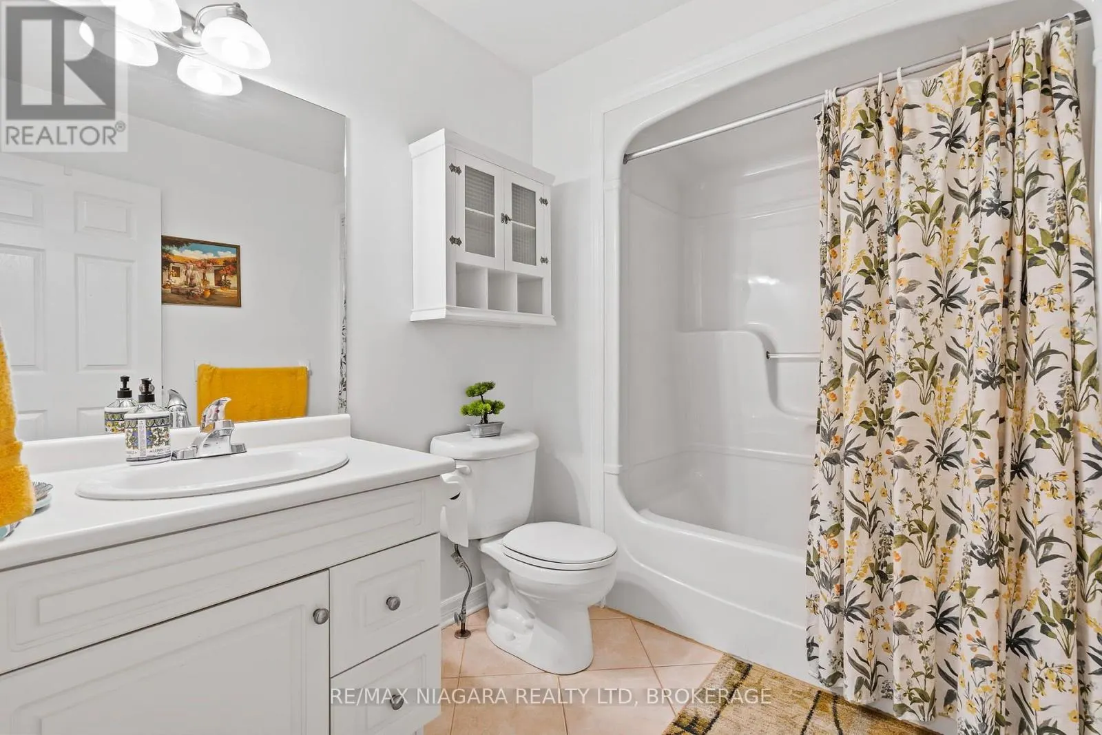 17 - 1448 NIAGARA STONE ROAD #17