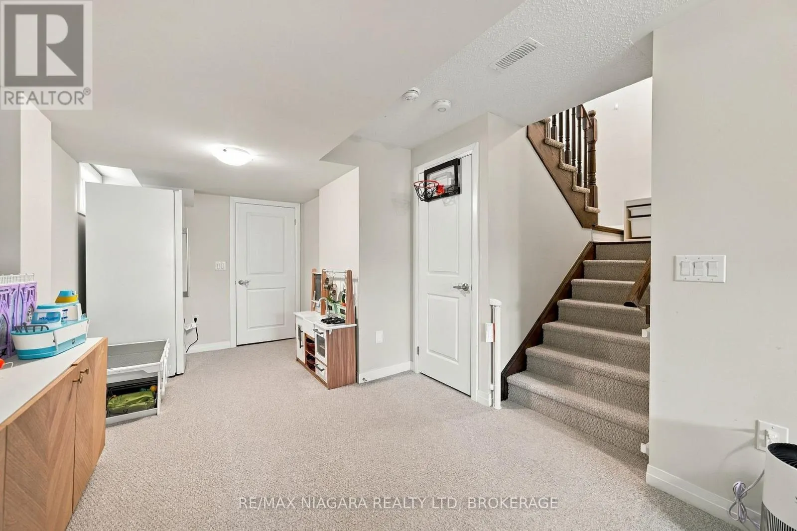 4032 FRACCHIONI DRIVE