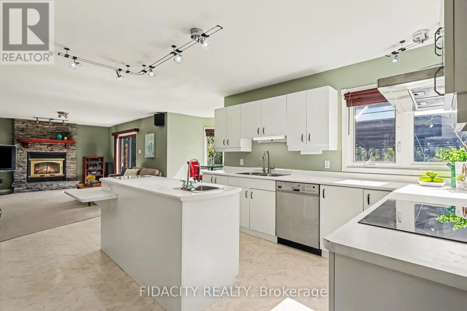 88 CONSTANCE LAKE ROAD