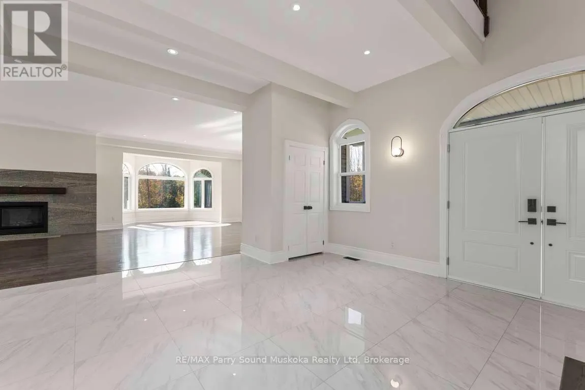 14-16 KNOWLES CRESCENT