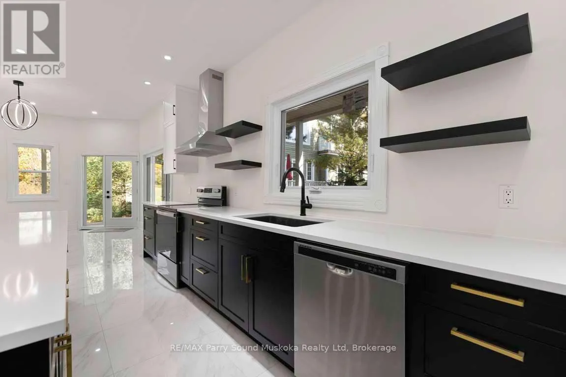 14-16 KNOWLES CRESCENT