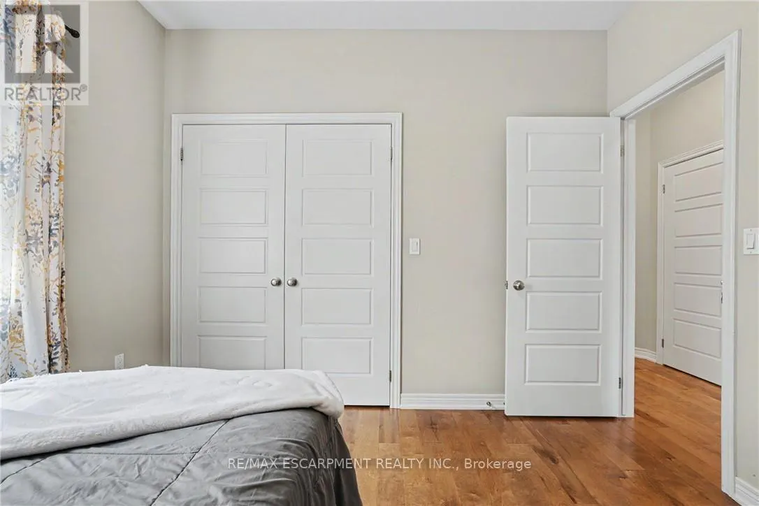 12 SILVERWOOD AVENUE