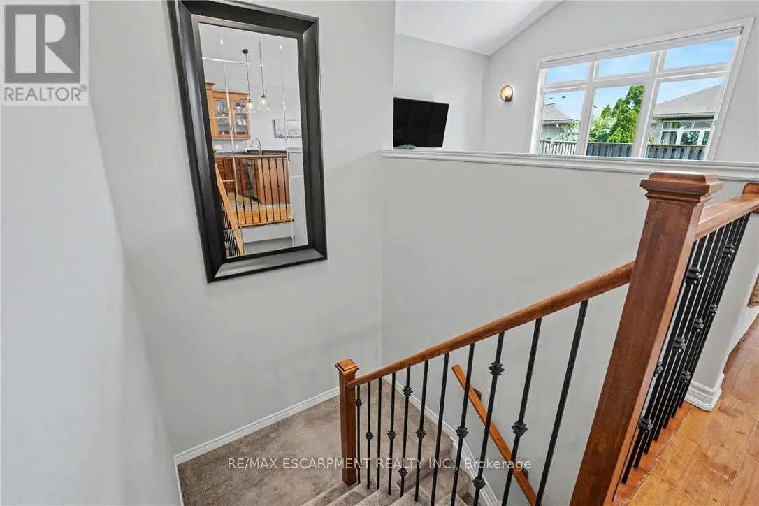 12 SILVERWOOD AVENUE