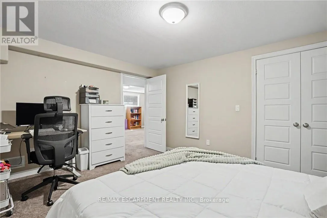 12 SILVERWOOD AVENUE