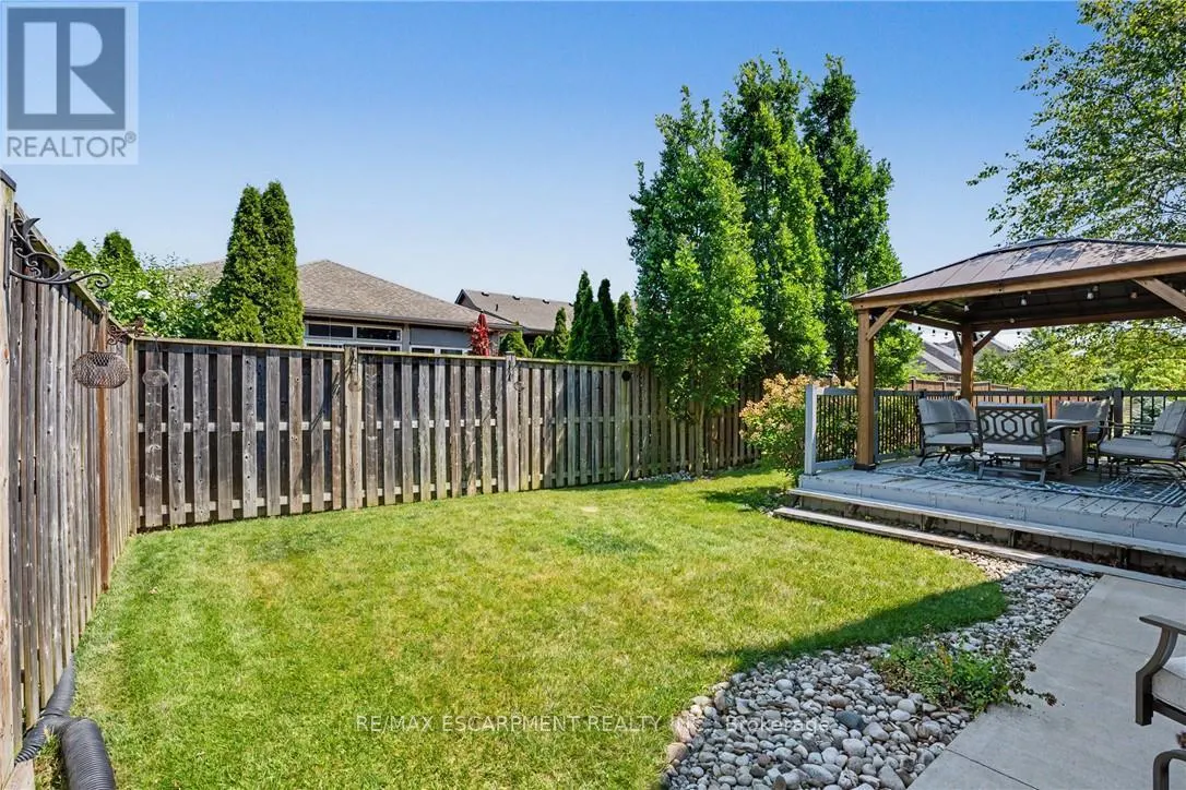 12 SILVERWOOD AVENUE