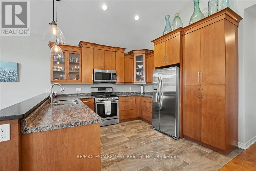12 SILVERWOOD AVENUE