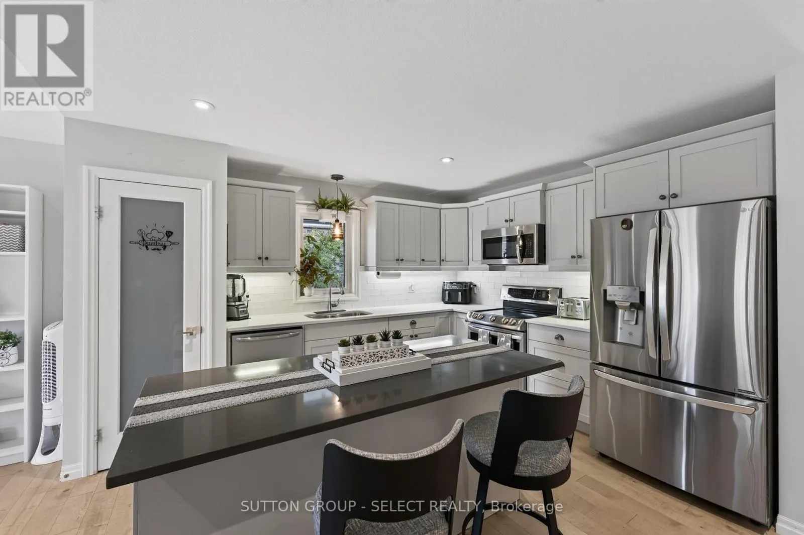 17 CORTLAND TERRACE