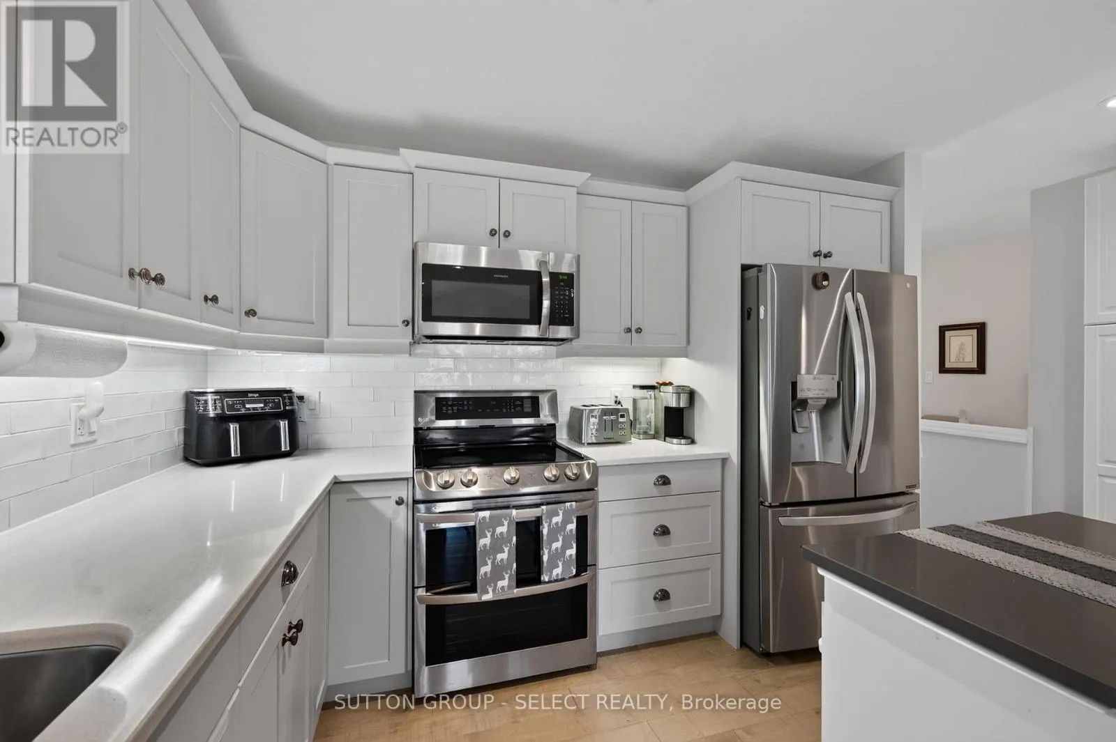17 CORTLAND TERRACE