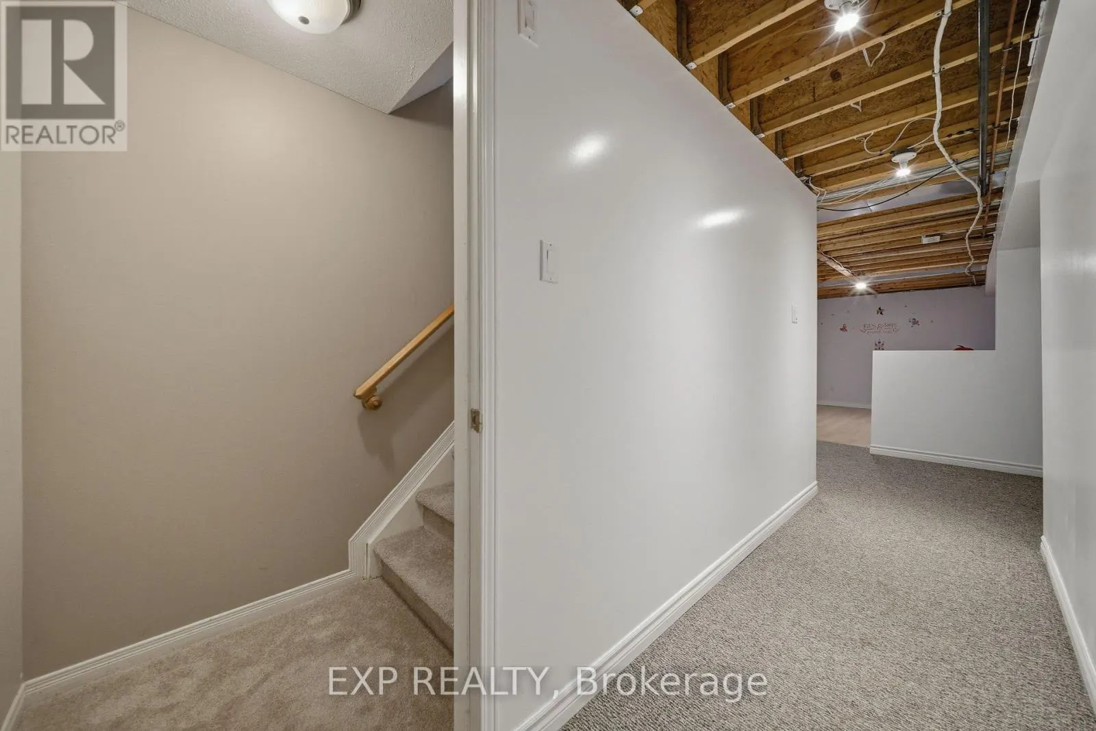 80 LA PRAIRIE STREET