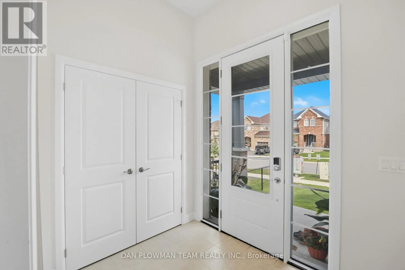 713 LATIMER WAY