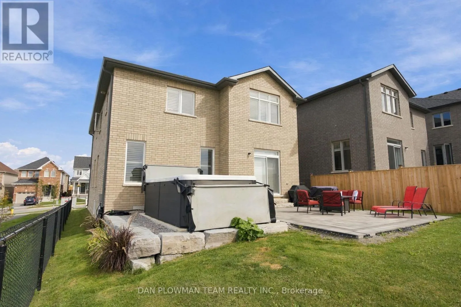 713 LATIMER WAY