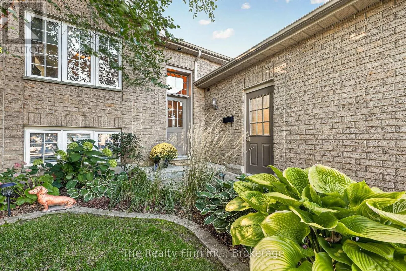 35 BEECH BOULEVARD