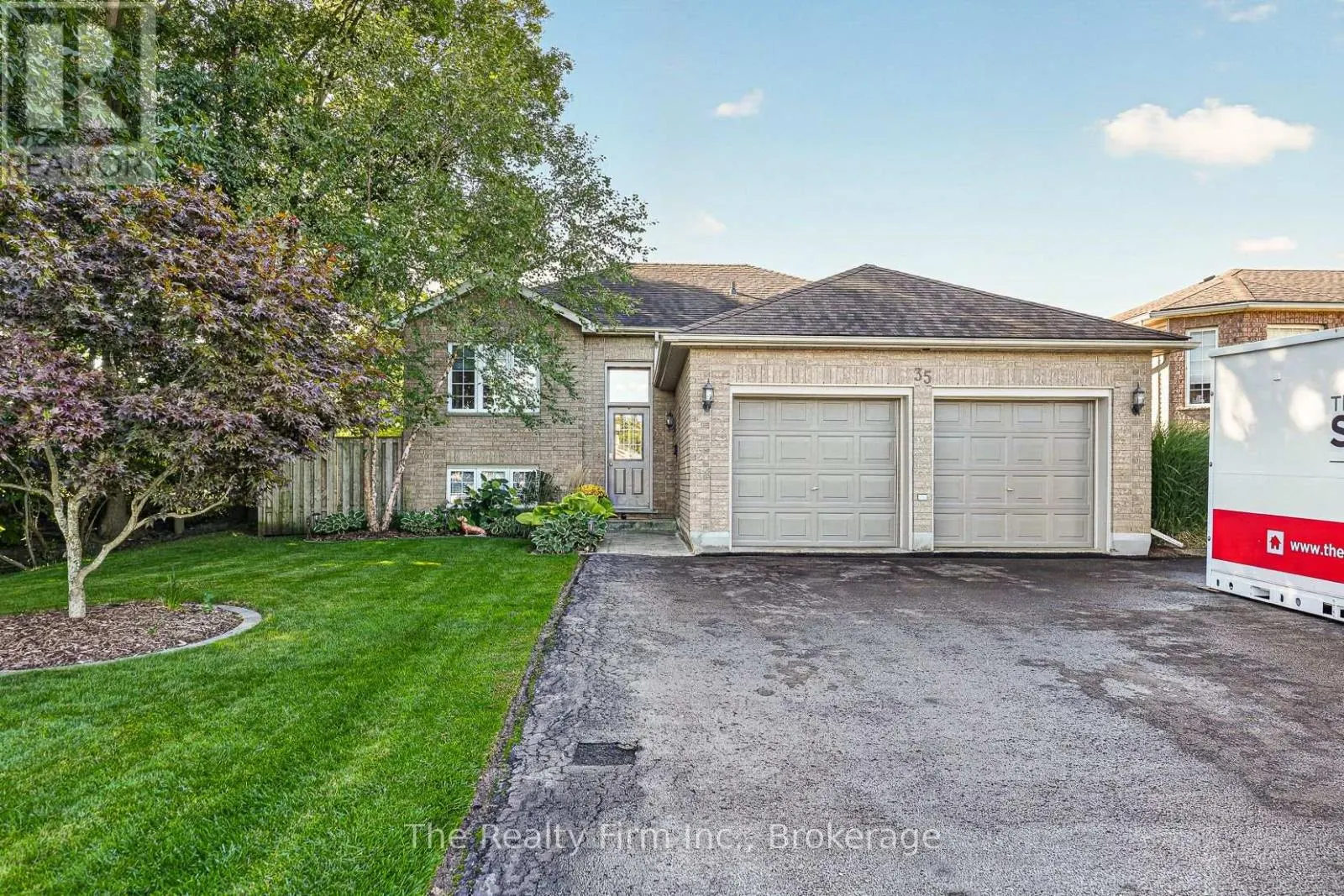 35 BEECH BOULEVARD