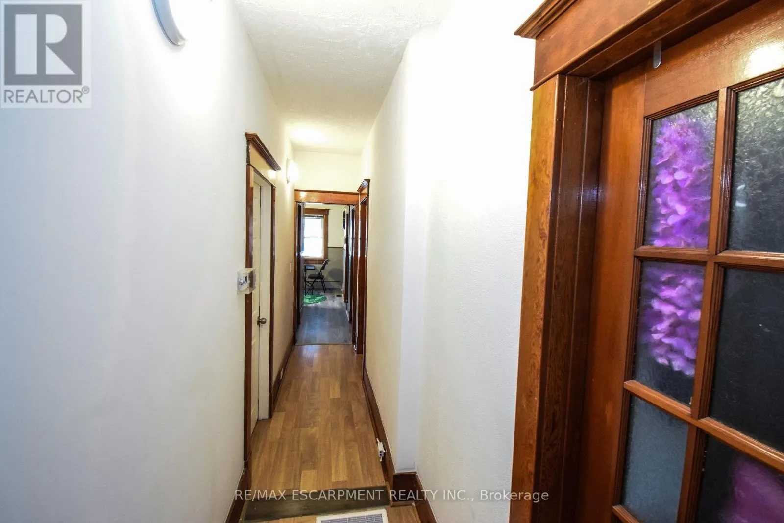 264 HELLEMS AVENUE