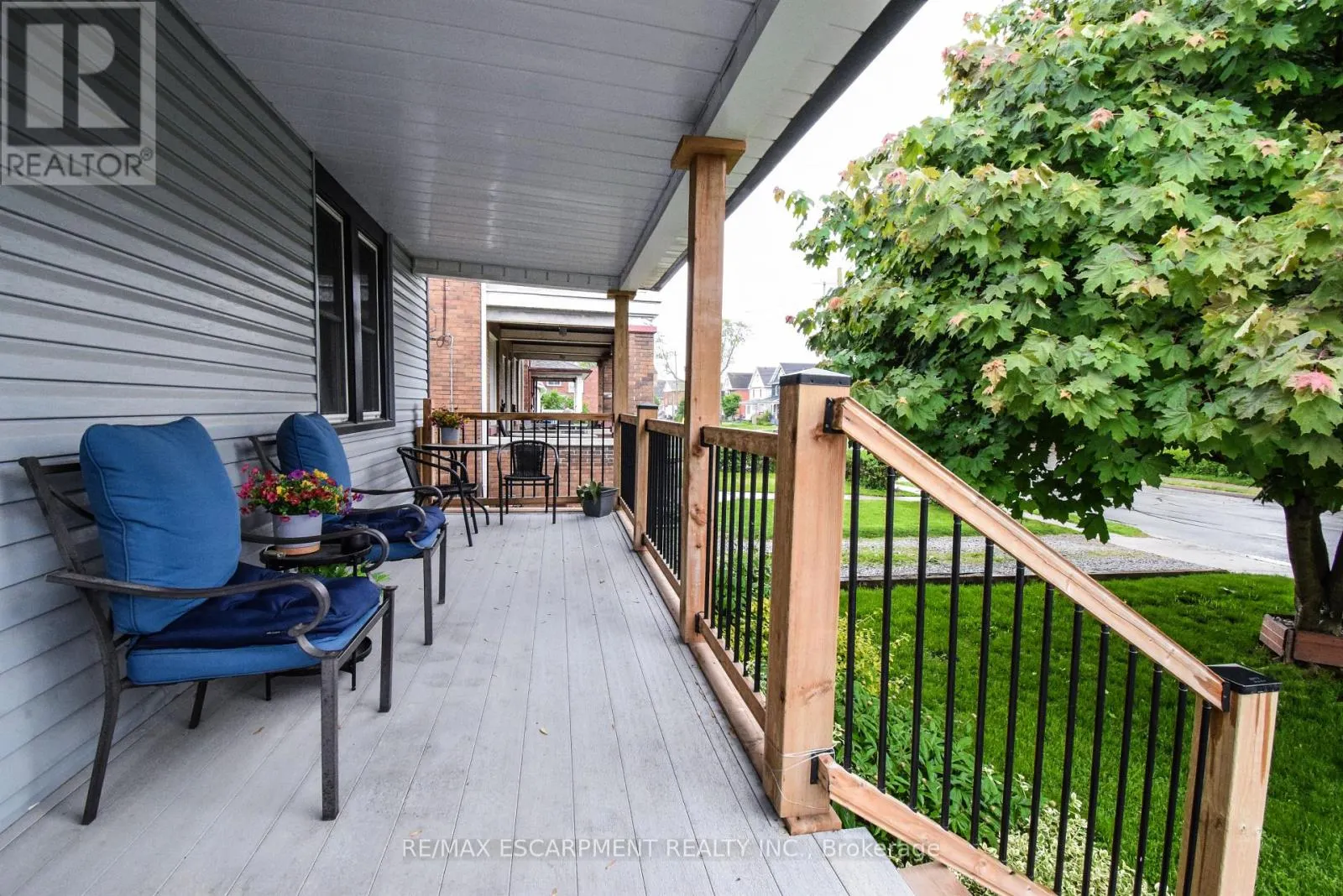 264 HELLEMS AVENUE