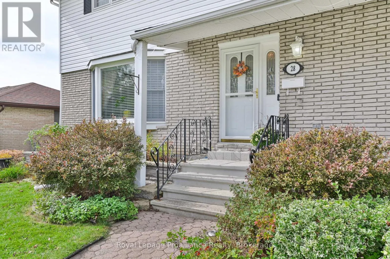 28 SHONIKER AVENUE