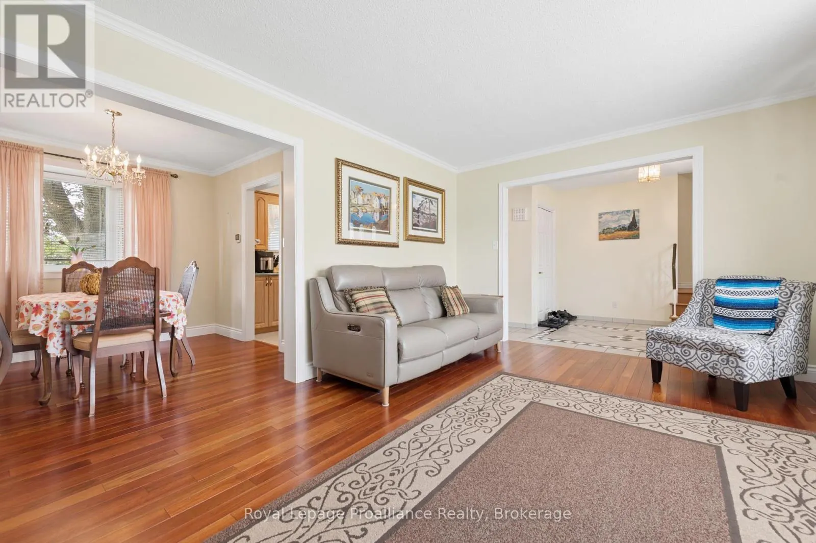 28 SHONIKER AVENUE