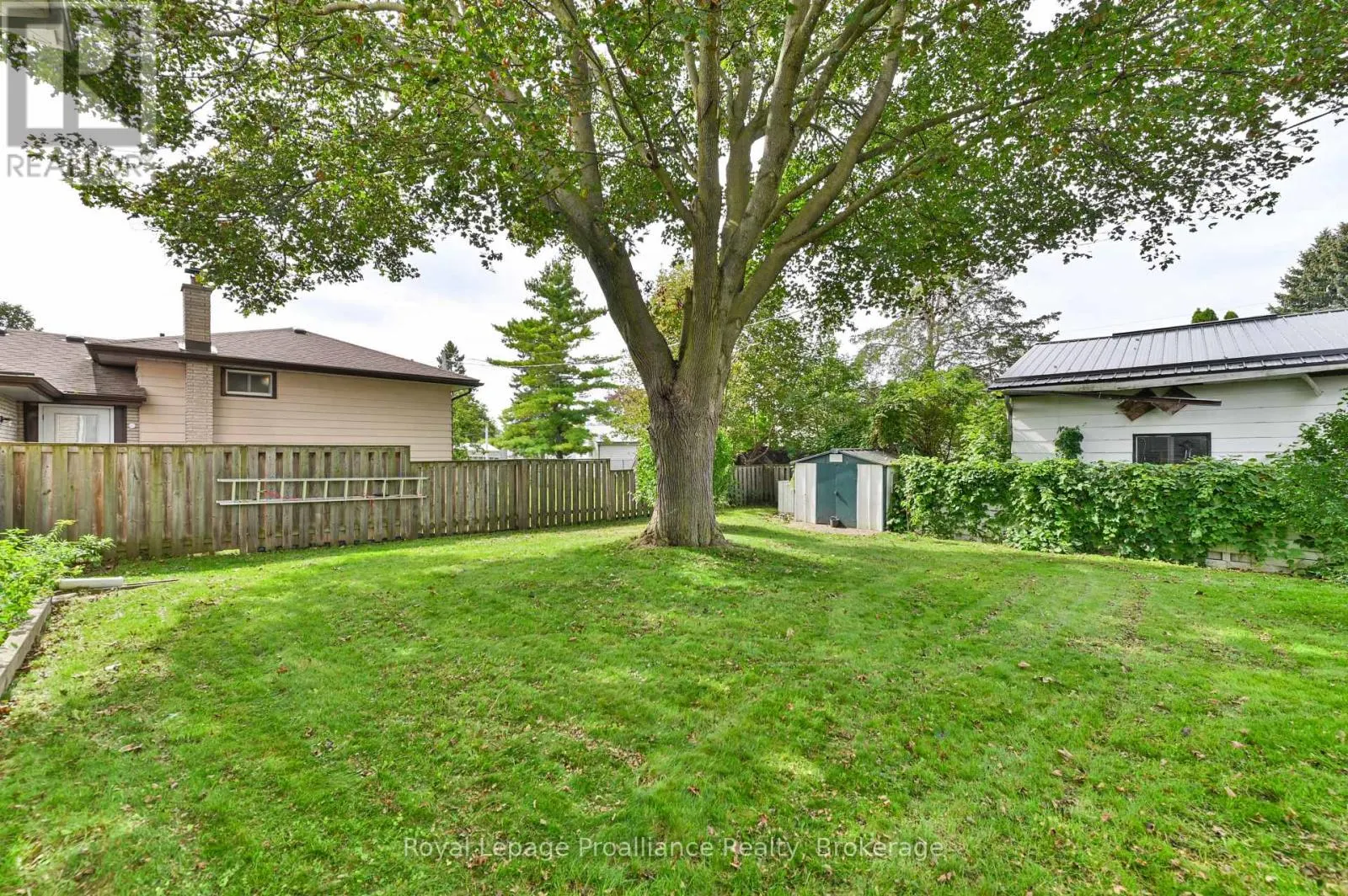 28 SHONIKER AVENUE