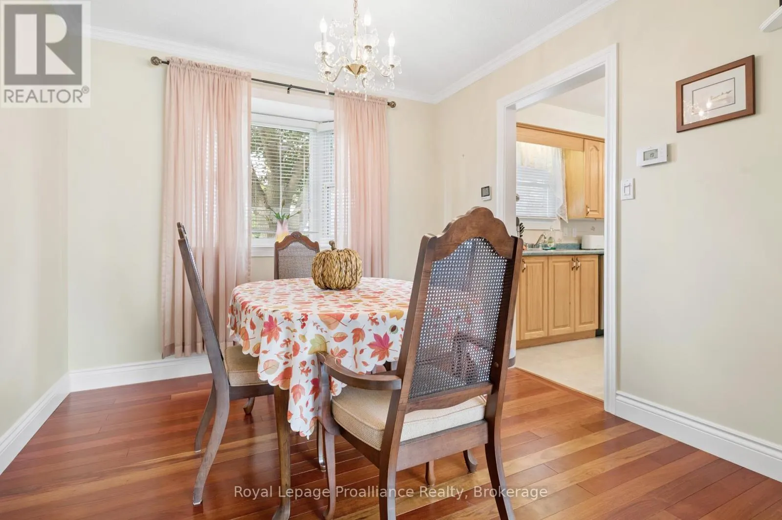 28 SHONIKER AVENUE