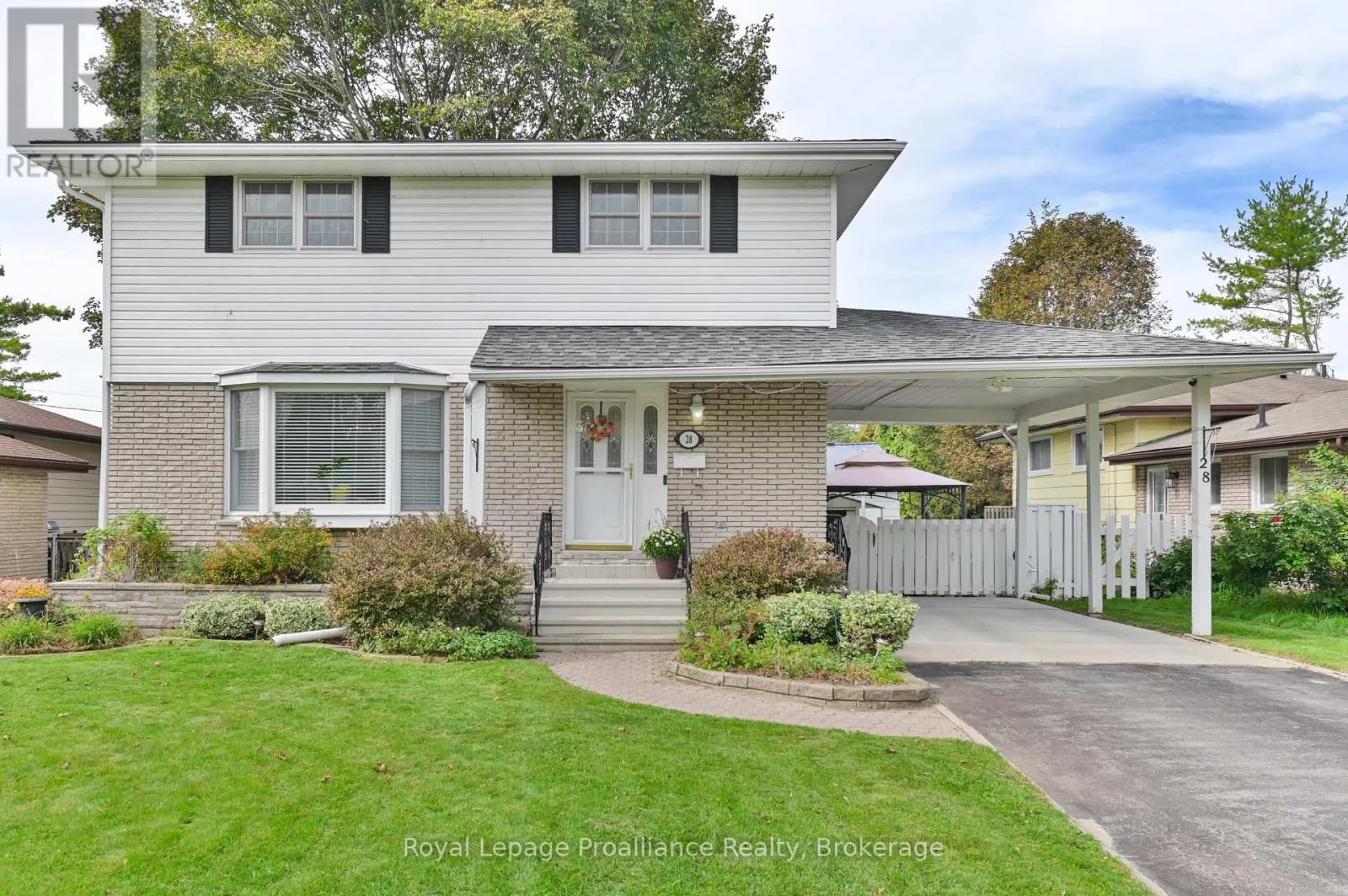 28 SHONIKER AVENUE