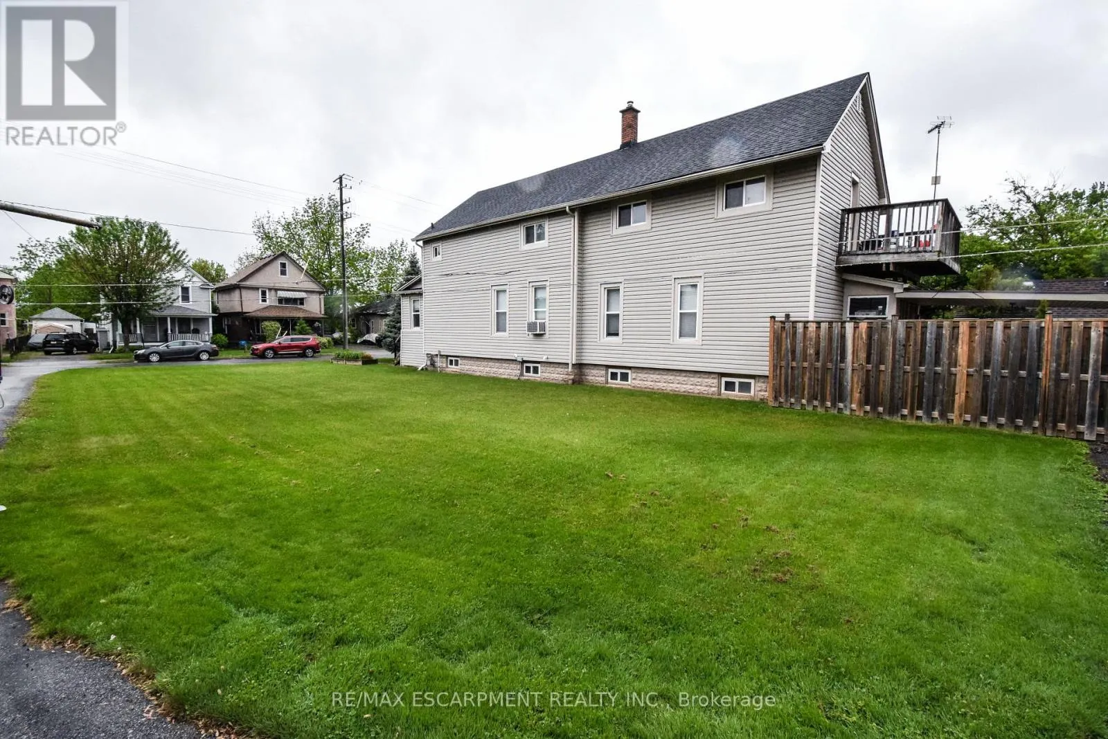 258 HELLEMS AVENUE