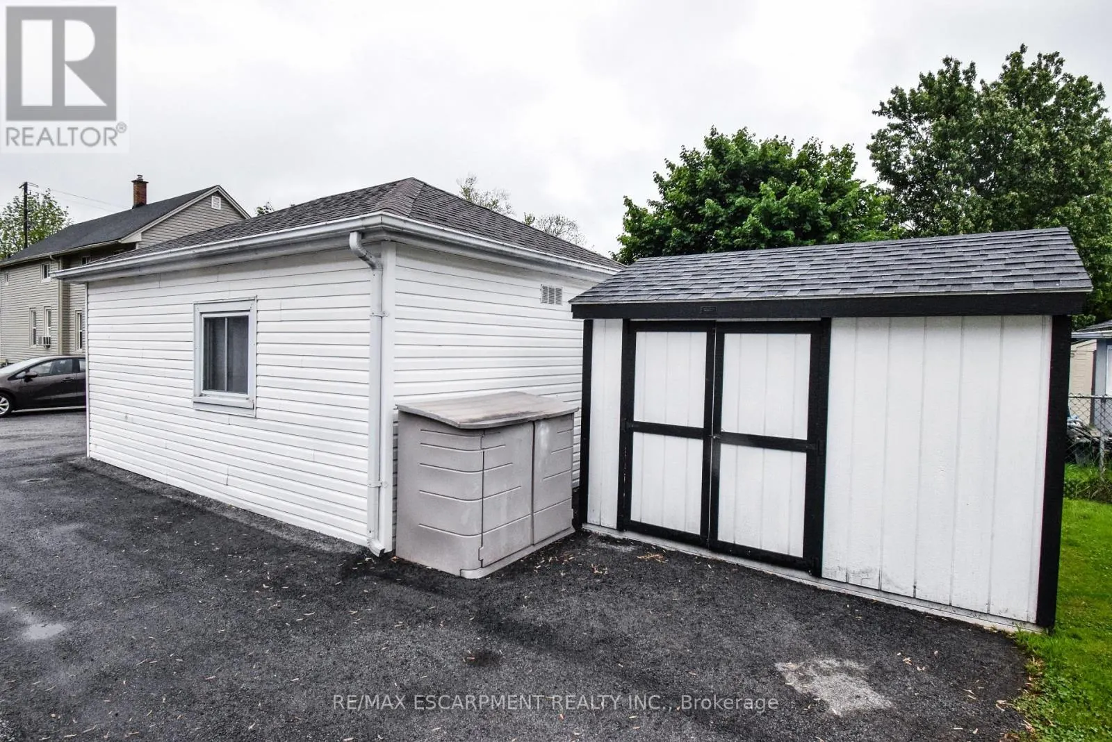 258 HELLEMS AVENUE