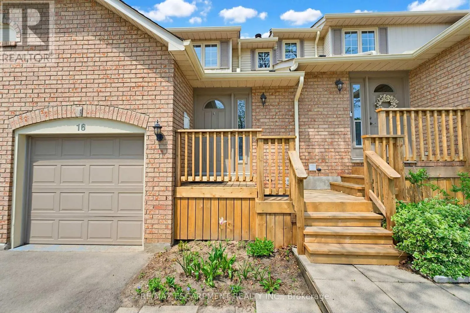 16 - 79 BRAEHEID AVENUE