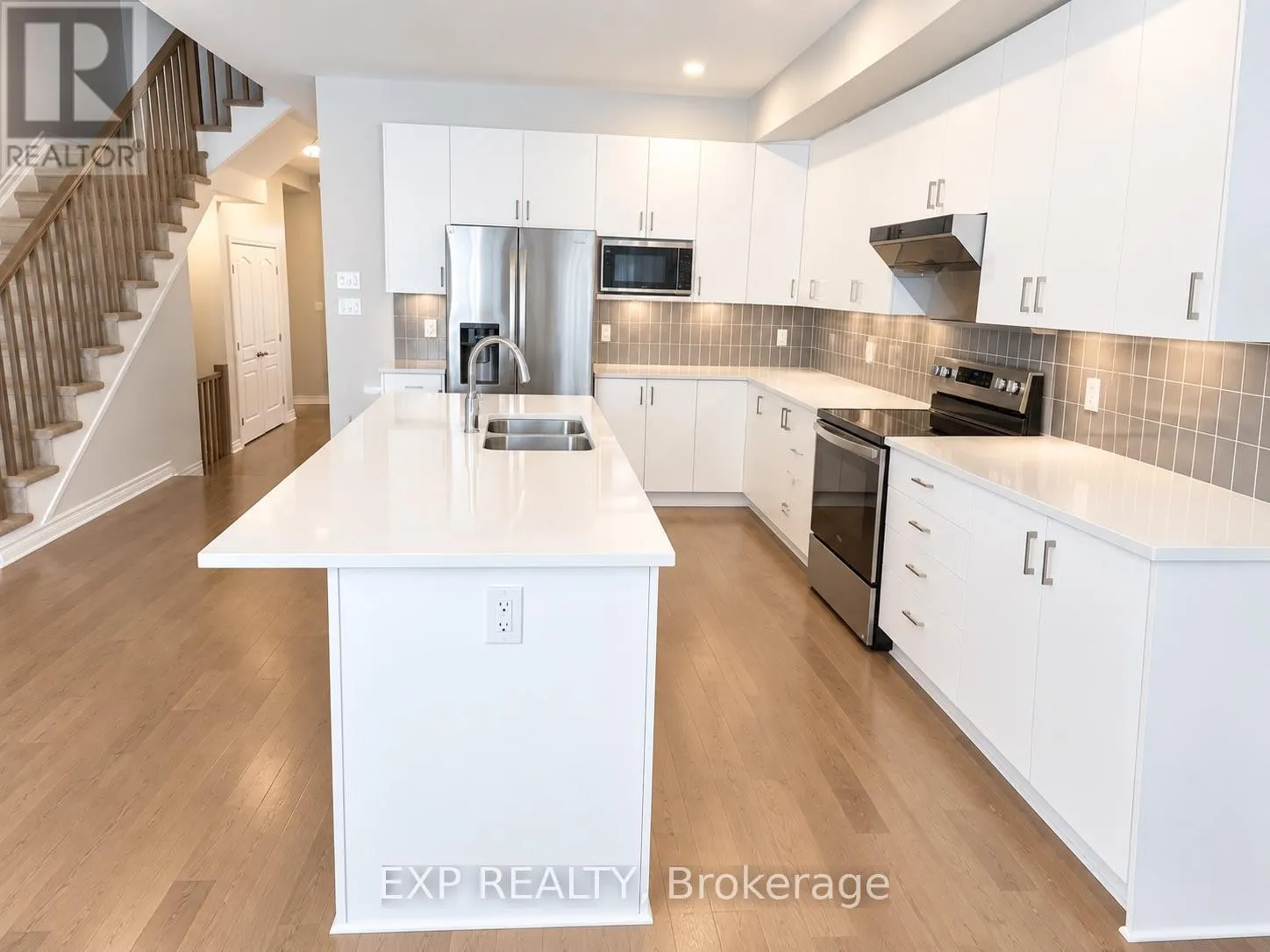 521 SONMARG CRESCENT