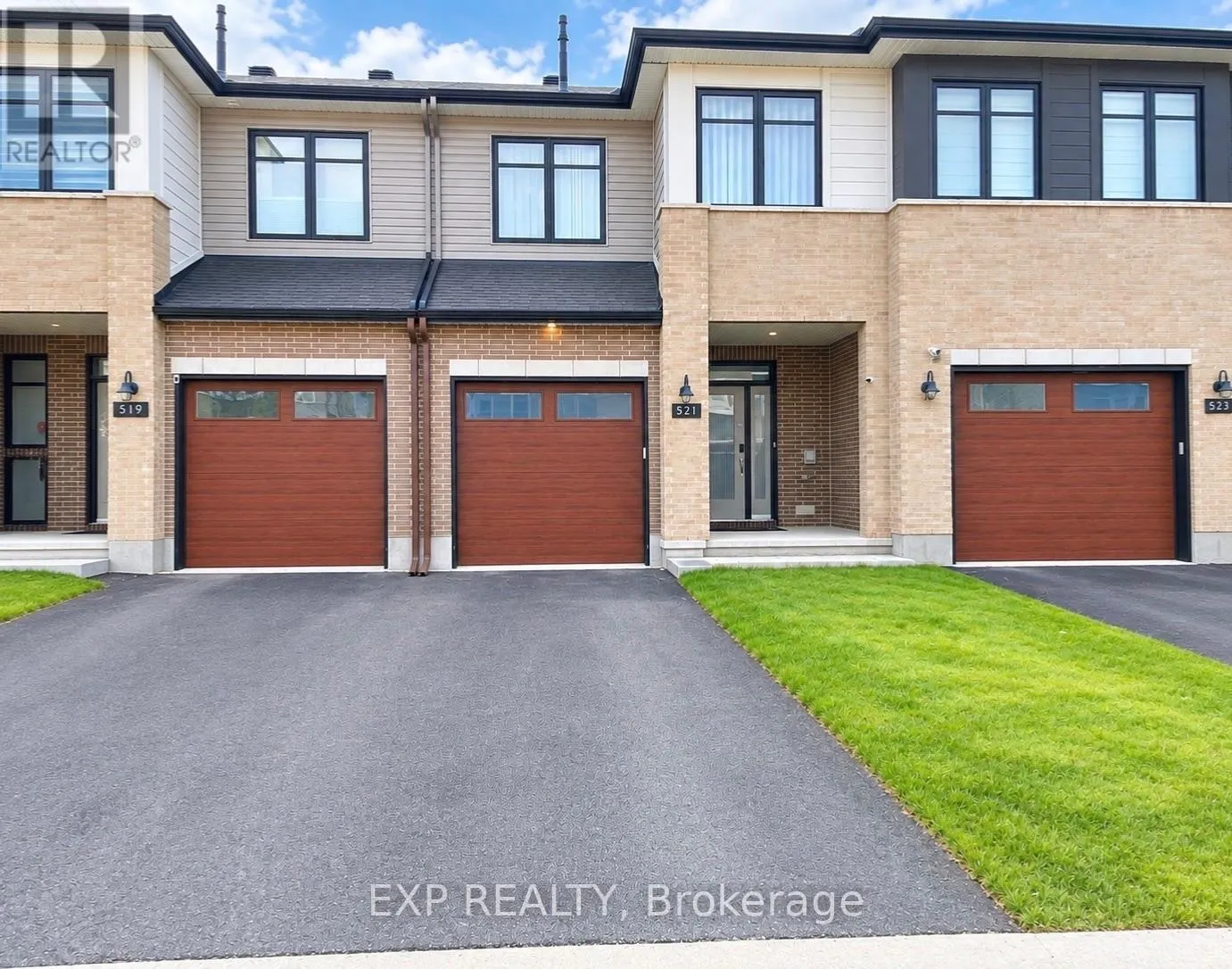 521 SONMARG CRESCENT