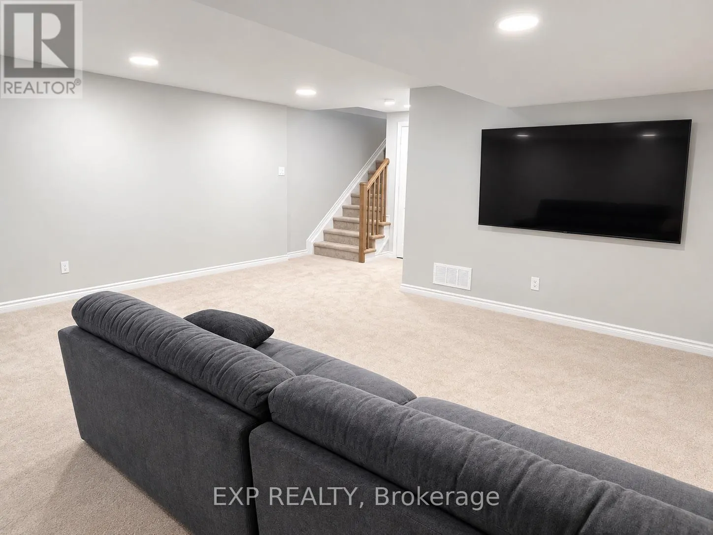 521 SONMARG CRESCENT
