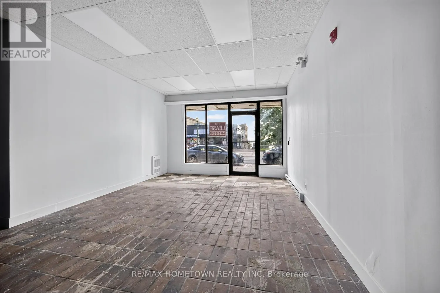 103 - 50 KING STREET E