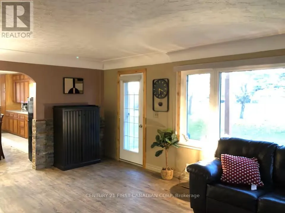 4578 TALBOT TRAIL