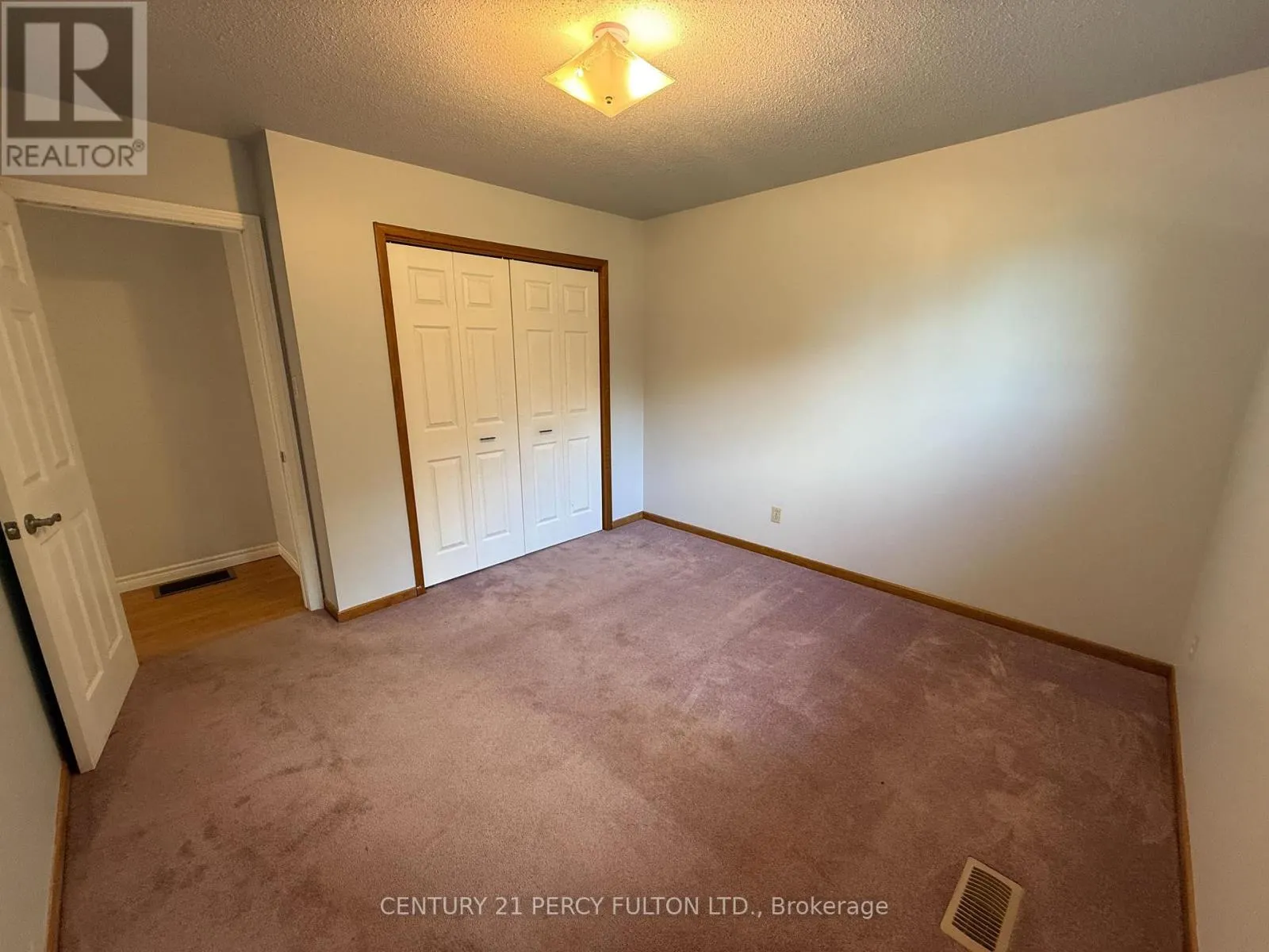 24 SOUTHWOOD CRESCENT
