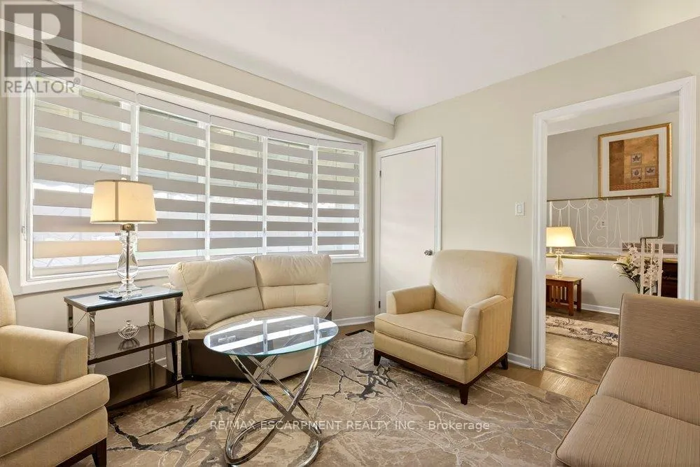 20 ST. CHARLES DRIVE
