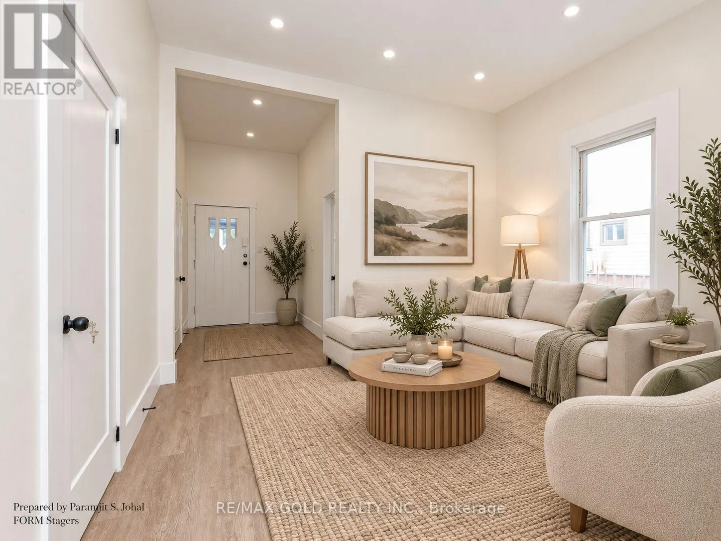 108 NORFOLK AVENUE