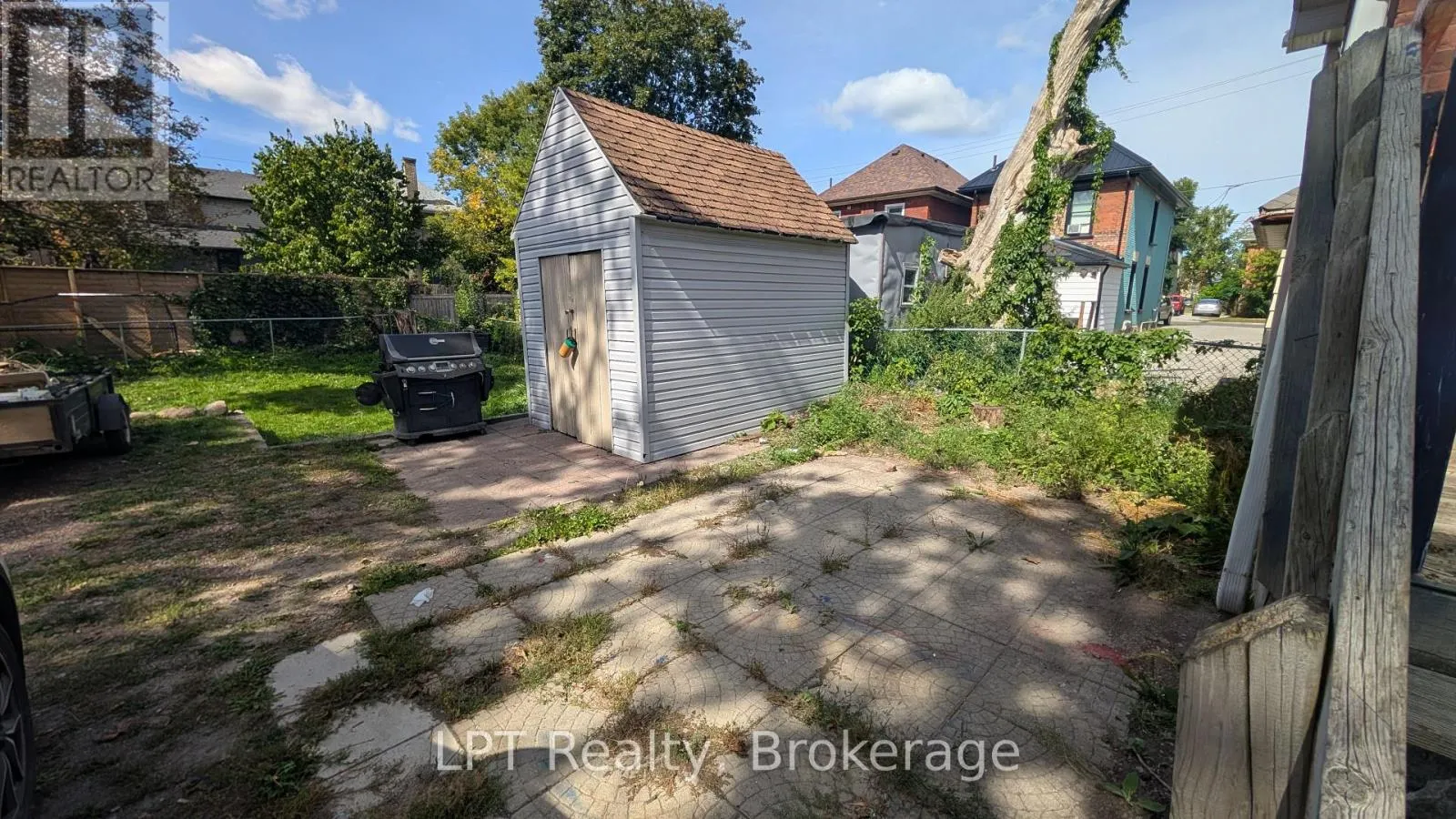 265 BETHUNE STREET