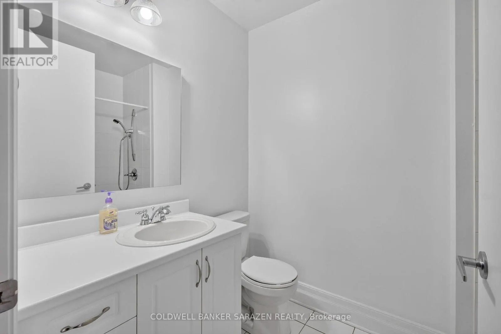 304 - 375 LISGAR STREET E