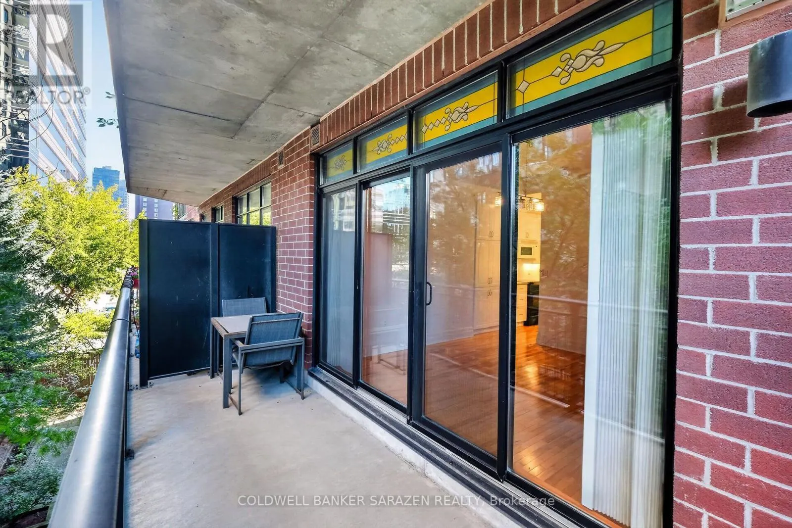 304 - 375 LISGAR STREET E