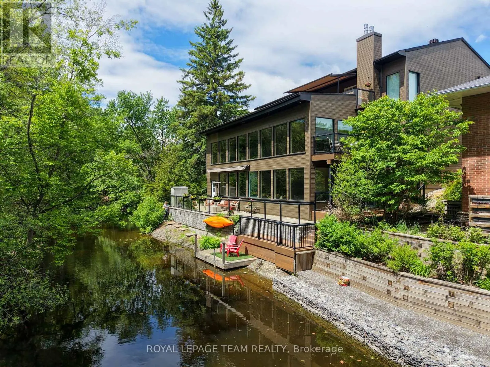 34 RIDEAUVIEW TERRACE