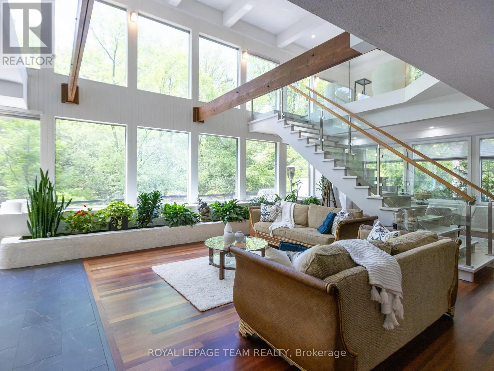 34 RIDEAUVIEW TERRACE