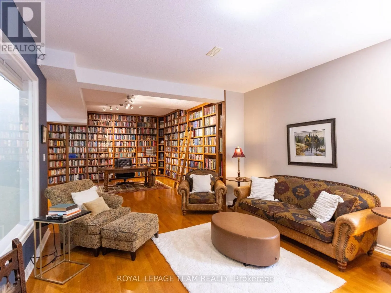 34 RIDEAUVIEW TERRACE