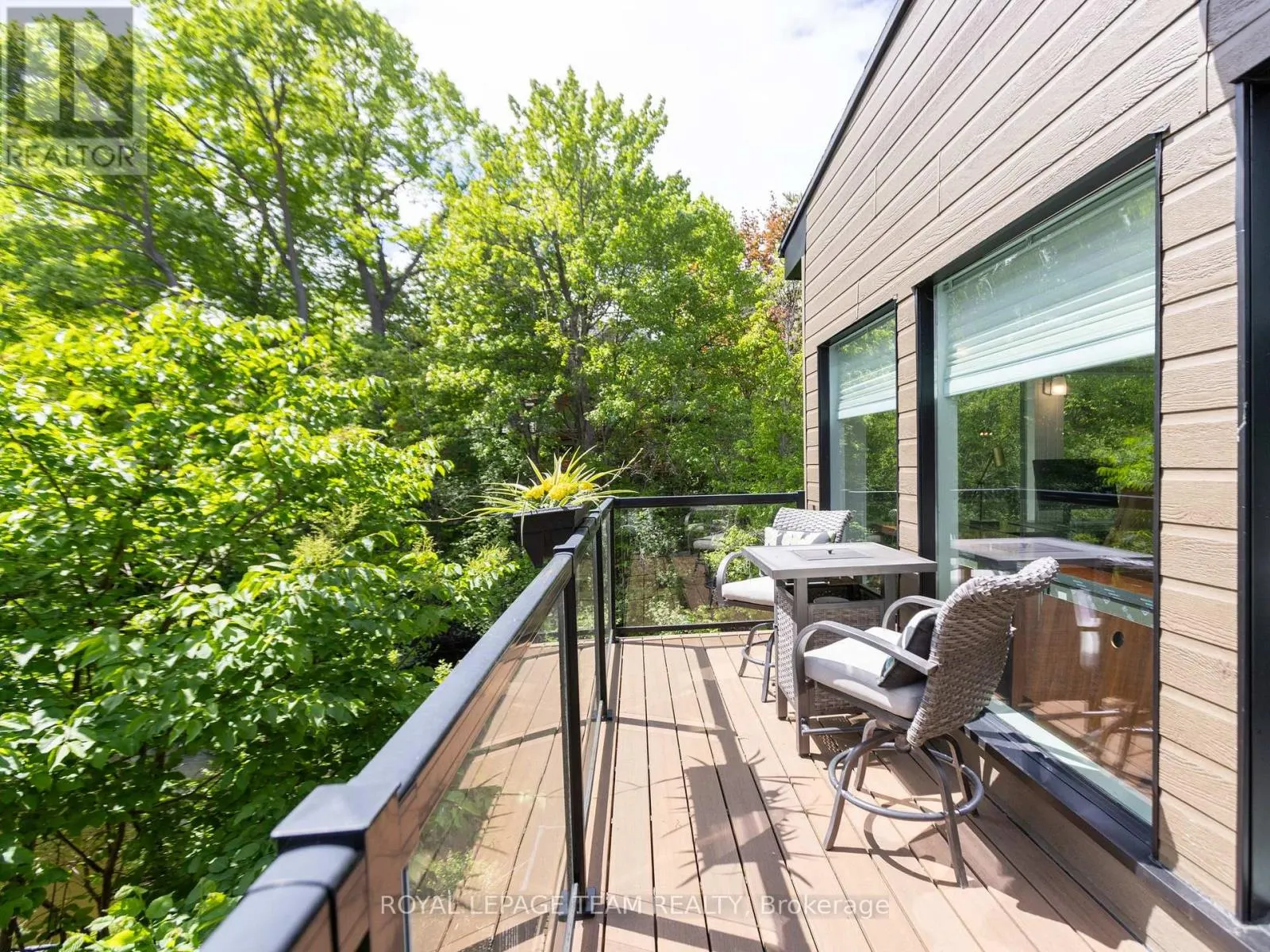 34 RIDEAUVIEW TERRACE