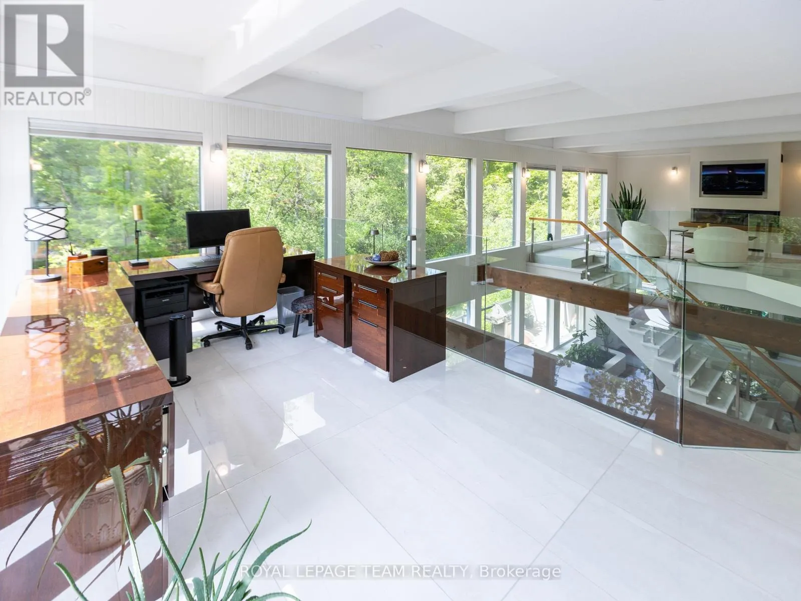 34 RIDEAUVIEW TERRACE