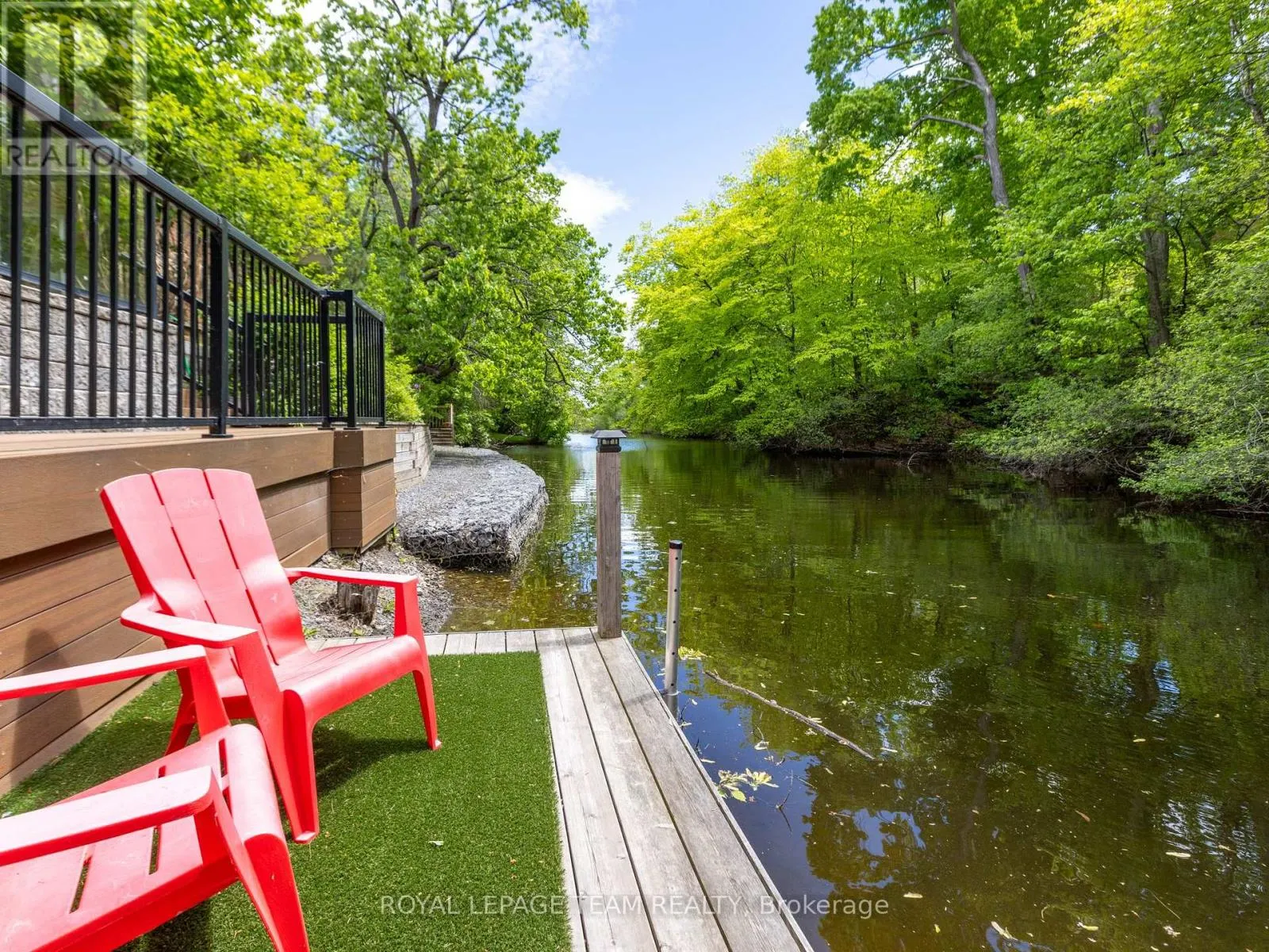 34 RIDEAUVIEW TERRACE