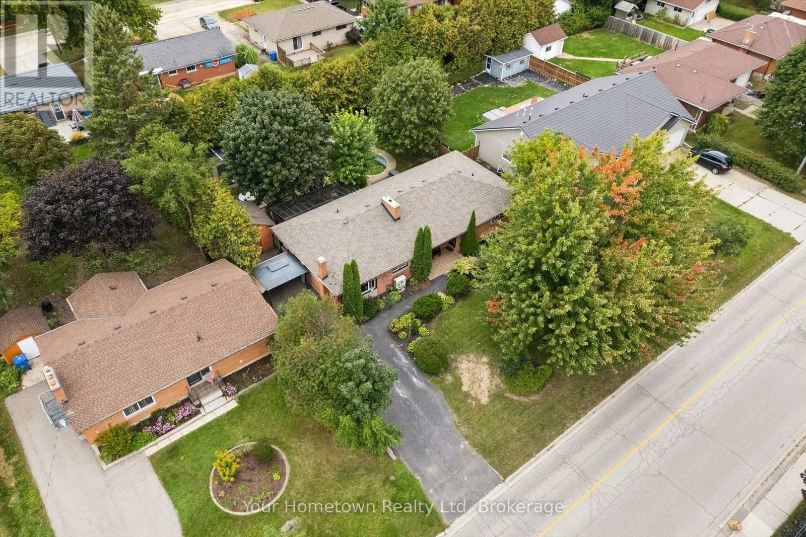 471 GARAFRAXA STREET E