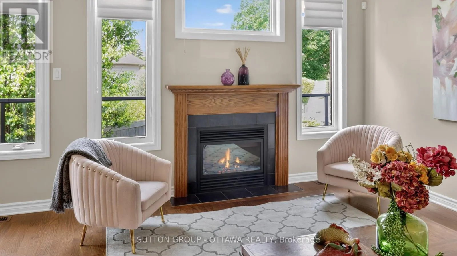 104 PASSAGEWAY PRIVATE