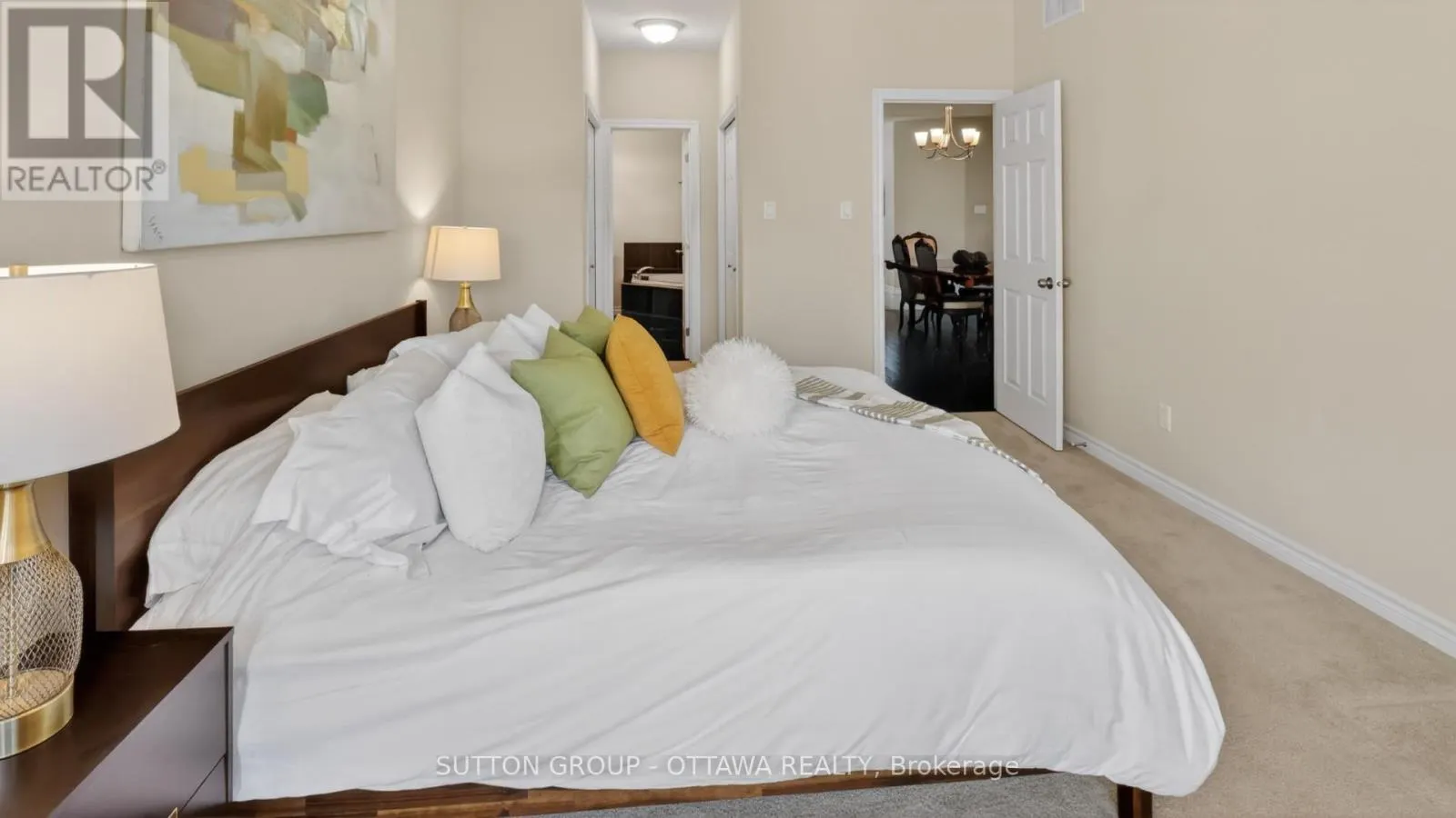 104 PASSAGEWAY PRIVATE