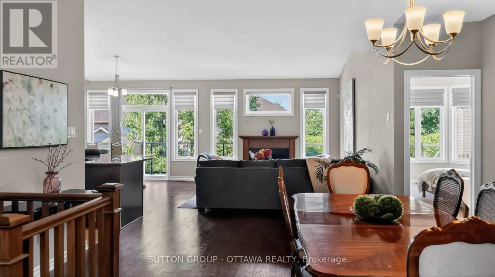104 PASSAGEWAY PRIVATE